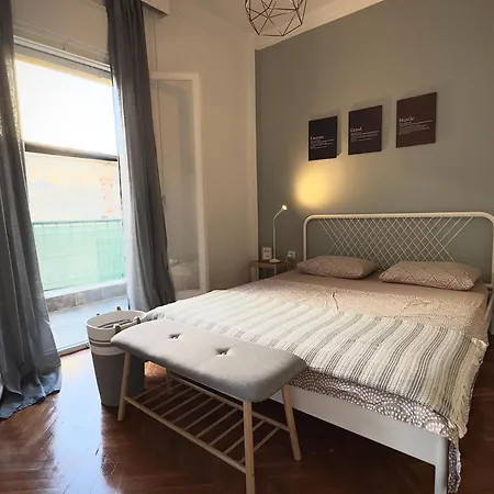 아파트 Cyriacus Flat In The Heart Of *