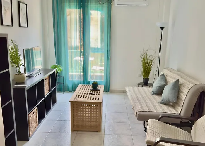 Cyriacus Flat In The Heart Of